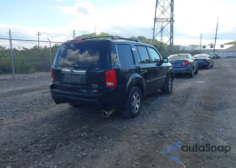 2010 Honda Pilot Touring z USA, uszkodzony, nr VIN 5FNYF4H8XAB036347